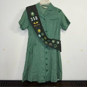 Vintage Girl Scouts USA Uniform Dress & Sash Merit Badges 350 Sanforized Green M
